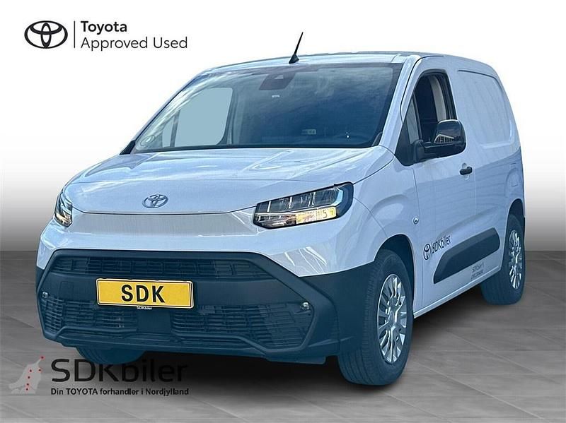 Hvid (icy white) Ny 2025 Toyota Proace City City MPV | 204.900 kr. - Billede 1/3