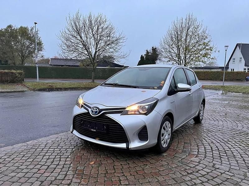 Brugt 2016 Toyota Yaris Hybrid H2 Hatchback | 59.800 kr. (Super pris) - Billede 1/4