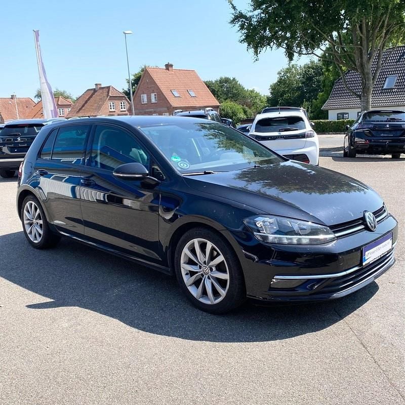 Sortmetal Brugt 2018 VW Golf VII Highline Hatchback | 159.900 kr. (Fair pris) - Billede 1/1
