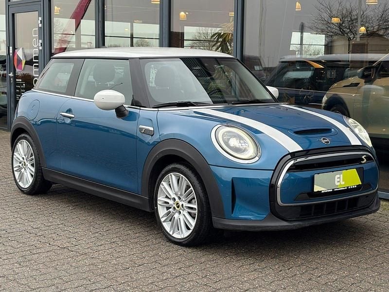 Lysblåmetal Brugt 2023 Mini Cooper SE Premium Plus Hatchback | 169.900 kr. (Fair pris) - Billede 1/3