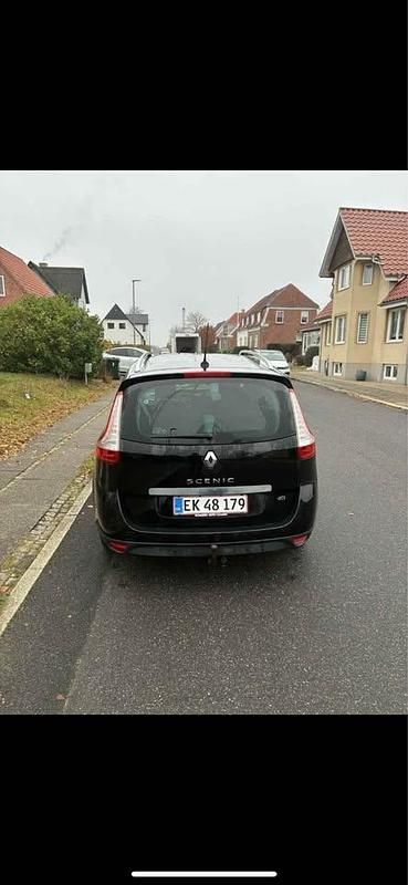 Brugt Renault Grand Scénic III Expression 110 HK (80 kW) 2014 MPV
