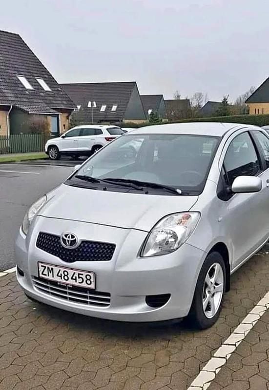 Brugt 2008 Toyota Yaris Hatchback | 23.000 kr. - Billede 1/4