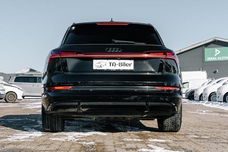 Brugt Audi e-tron Black Edition 300 kW (408 HK) 2022 Sortmetal SUV