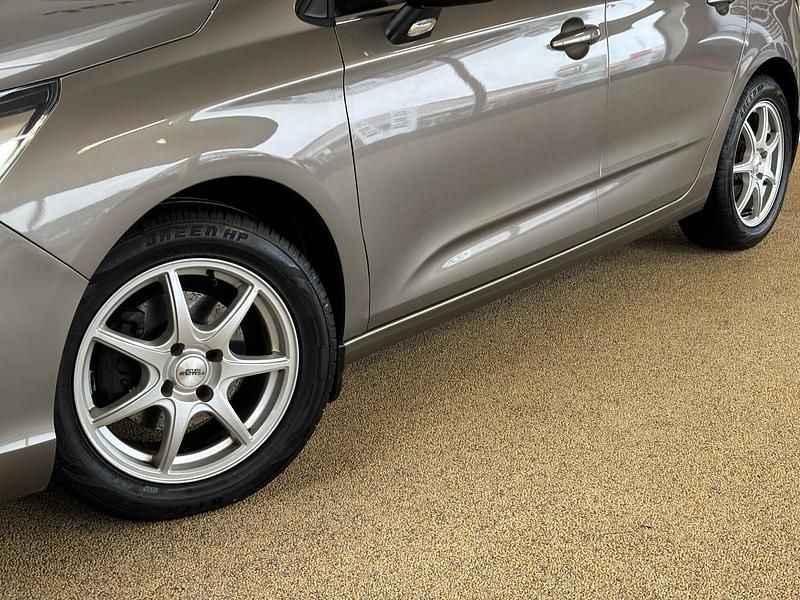 Brugt Citroën C4 Start 120 HK (88 kW) 2017 Beigemetal Hatchback