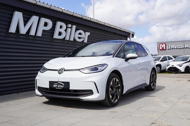 Hvid Brugt 2024 VW ID.3 Pro Performance Hatchback | 229.700 kr. (Fair pris) - Billede 1/4