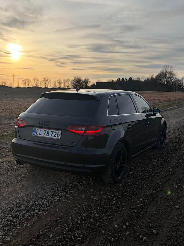 Brugt Audi A3 Ambiente 180 HK (132 kW) 2014 Hatchback