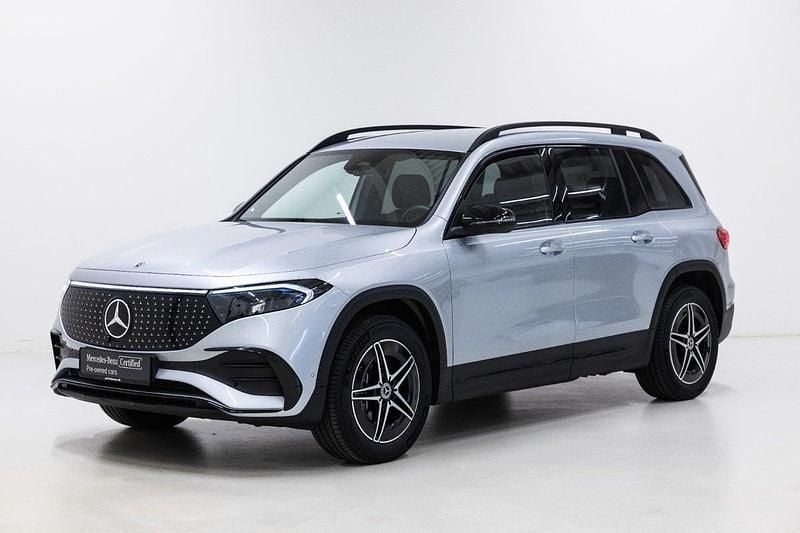 Farve: sølvmetal Brugt 2025 Mercedes EQB250+ Premium SUV | 404.900 kr. (Lidt for dyr) - Billede 1/4