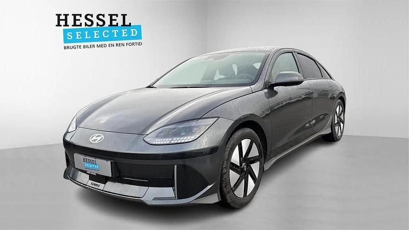 Grå Brugt 2023 Hyundai Ioniq 6 Techniq Sedan | 219.900 kr. (Fair pris) - Billede 1/4