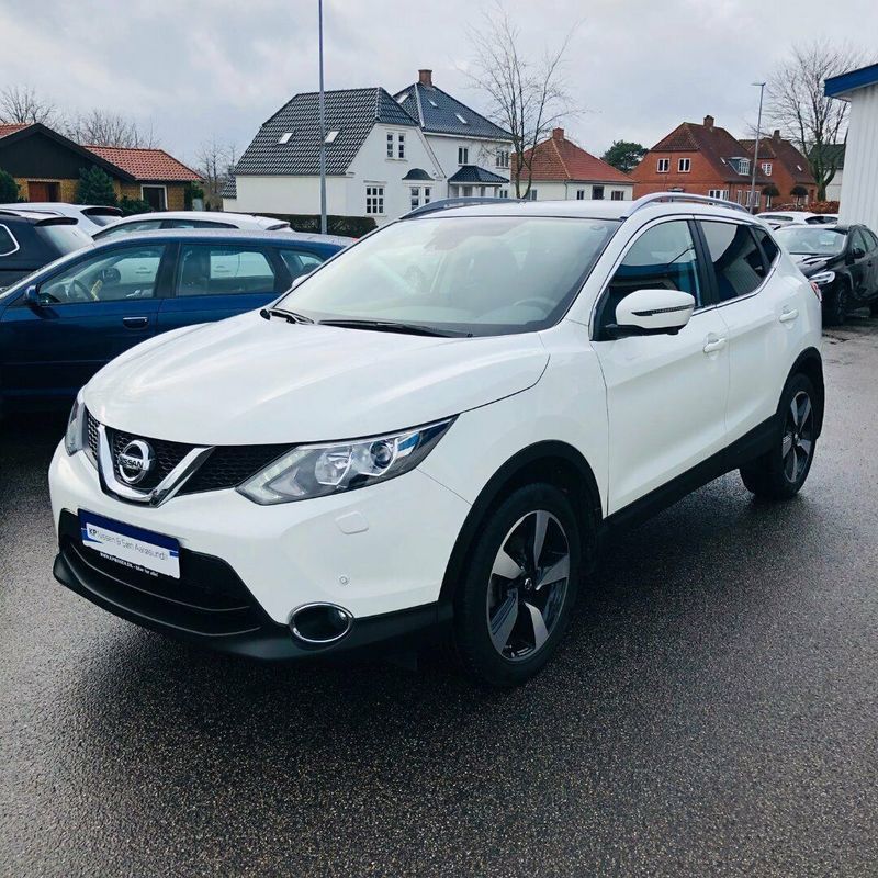 B1049 nissan qashqai