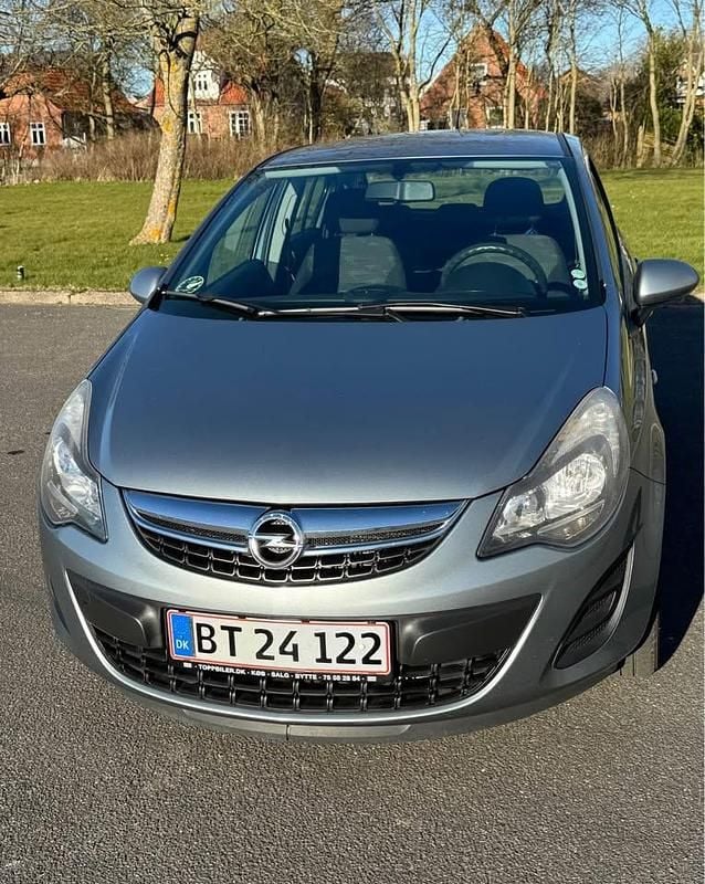 Grå Brugt 2014 Opel Corsa Cosmo Hatchback | 48.000 kr. (Fair pris) - Billede 1/4