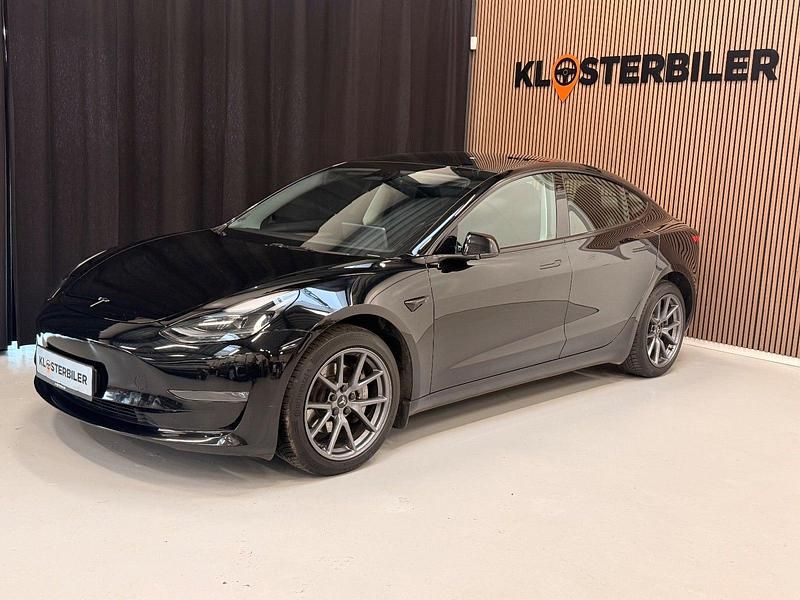 Sort Brugt 2022 Tesla Model 3 Long Range AWD Sedan | 224.700 kr. (Fair pris) - Billede 1/4