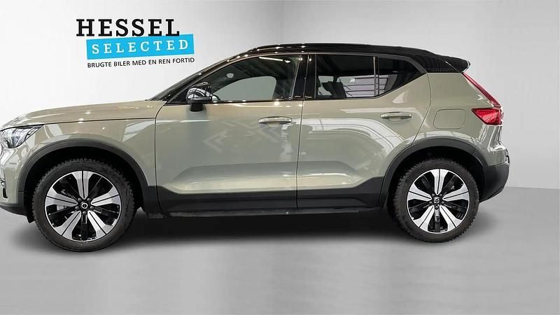 Brugt Volvo XC40 Plus 185 kW (252 HK) 2023 Sage green SUV