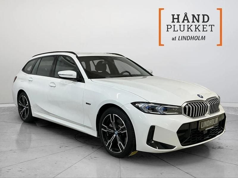 Brugt BMW 330e M Sport 292 HK (214 kW) 2023 Hvidmetal Stationcar