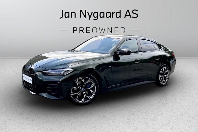 Grønmetal Brugt 2024 BMW i4 M Sport Sedan | 469.000 kr. (Fair pris) - Billede 1/3
