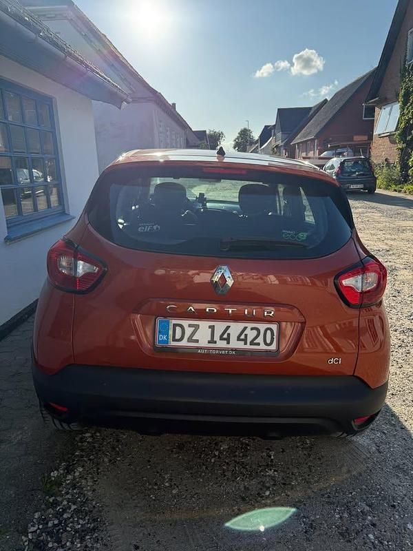 Brugt Renault Captur 90 HK (66 kW) 2014 Orange SUV