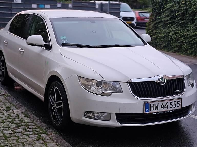 Brugt 2012 Skoda Superb GreenLine Sedan | 43.000 kr. - Billede 1/3