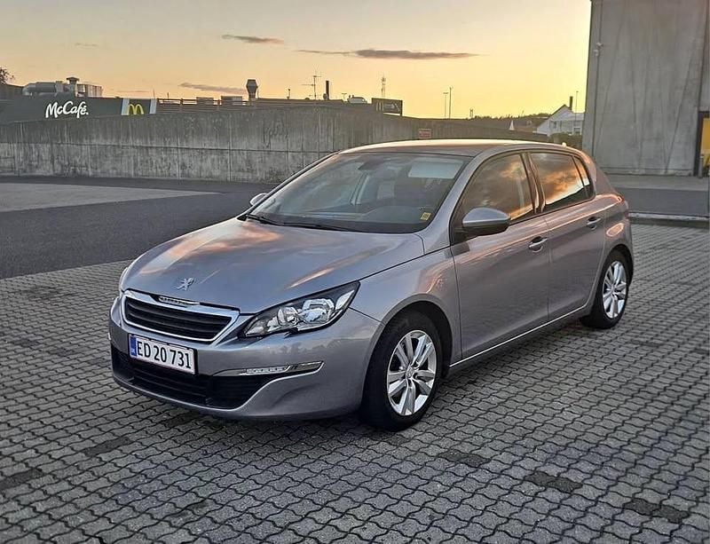 Grå Brugt 2014 Peugeot 308 Hatchback | 57.000 kr. (Fair pris) - Billede 1/4