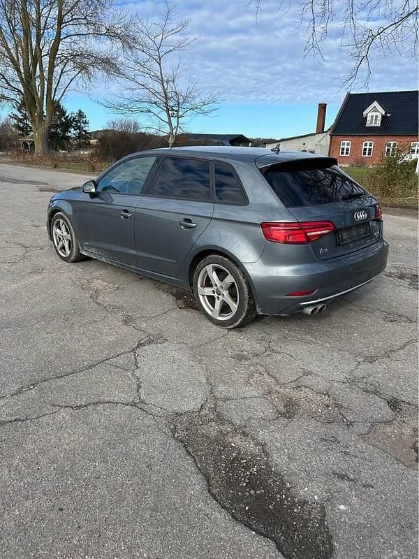 Brugt Audi A3 S-Line 150 HK (110 kW) 2018 Sedan