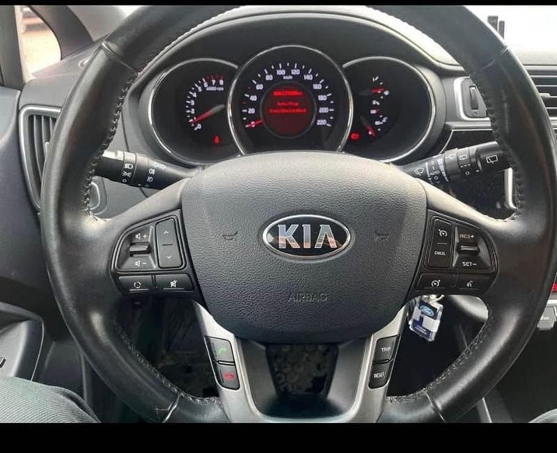 Brugt Kia Rio 83 HK (61 kW) 2015 Grå MPV