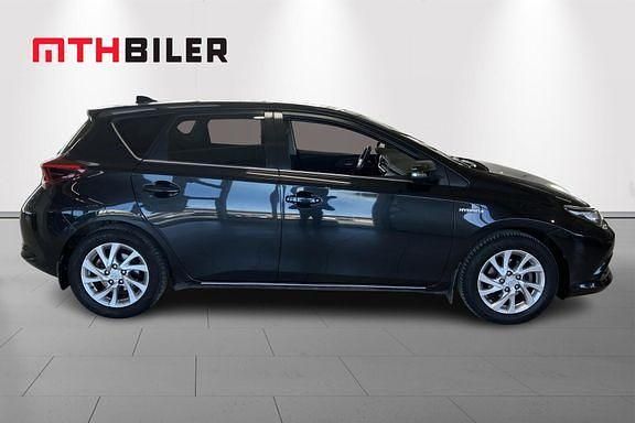 Brugt Toyota Auris Hybrid H2 136 HK (100 kW) 2015 Gråmetal Hatchback