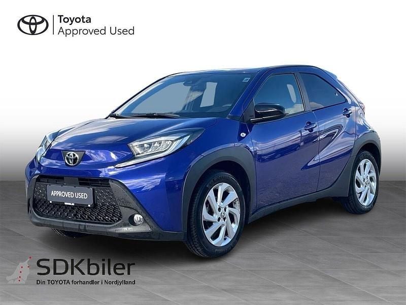 Juniper blue Brugt 2024 Toyota Aygo X Active SUV | 144.900 kr. - Billede 1/3