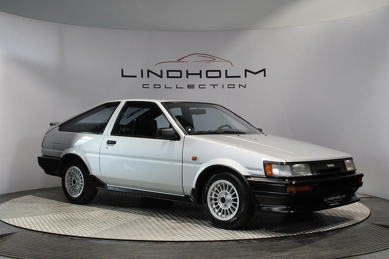 Sølv Brugt 1986 Toyota Corolla | 249.900 kr. - Billede 1/4