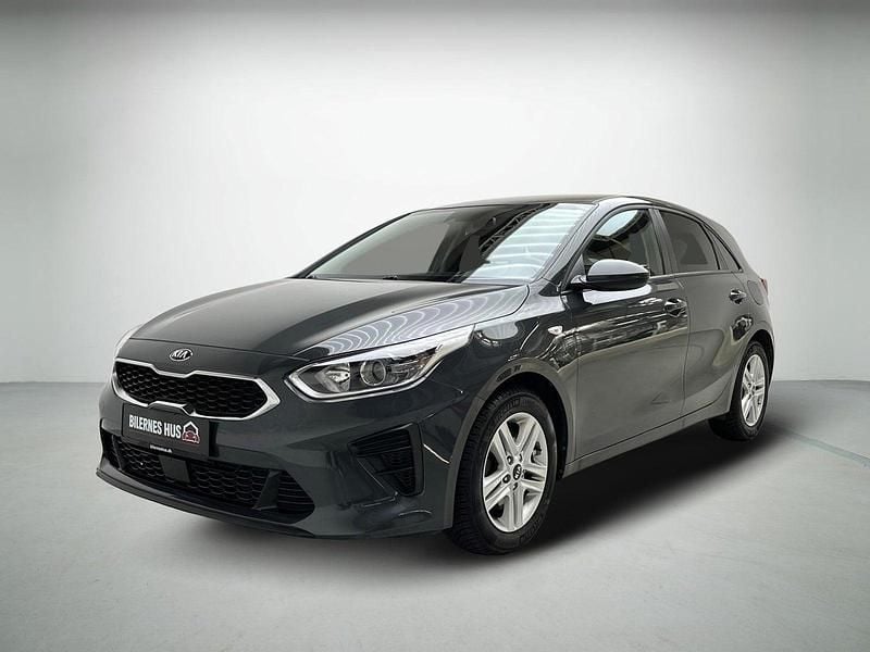 Gråmetal Brugt 2020 Kia Ceed Active Hatchback | 128.980 kr. (Lidt for dyr) - Billede 1/4