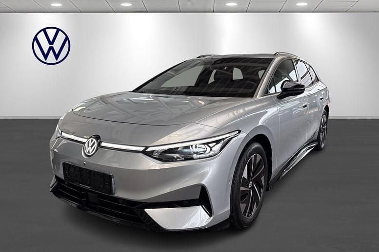 Brugt VW ID.7 Style 210 kW (286 HK) 2025 Sølvmetal Stationcar