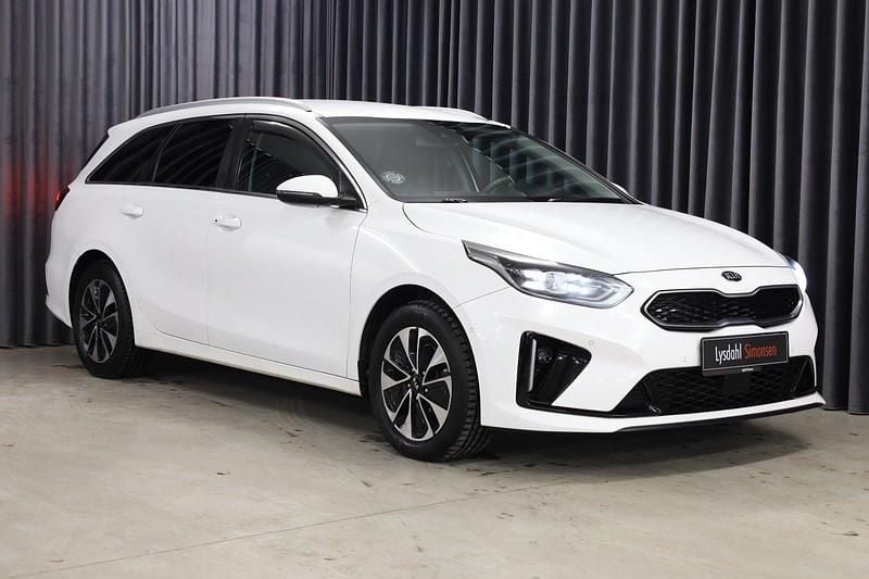 Hvid Brugt 2020 Kia Ceed Sportswagon Stationcar | 159.900 kr. (Fair pris) - Billede 1/4