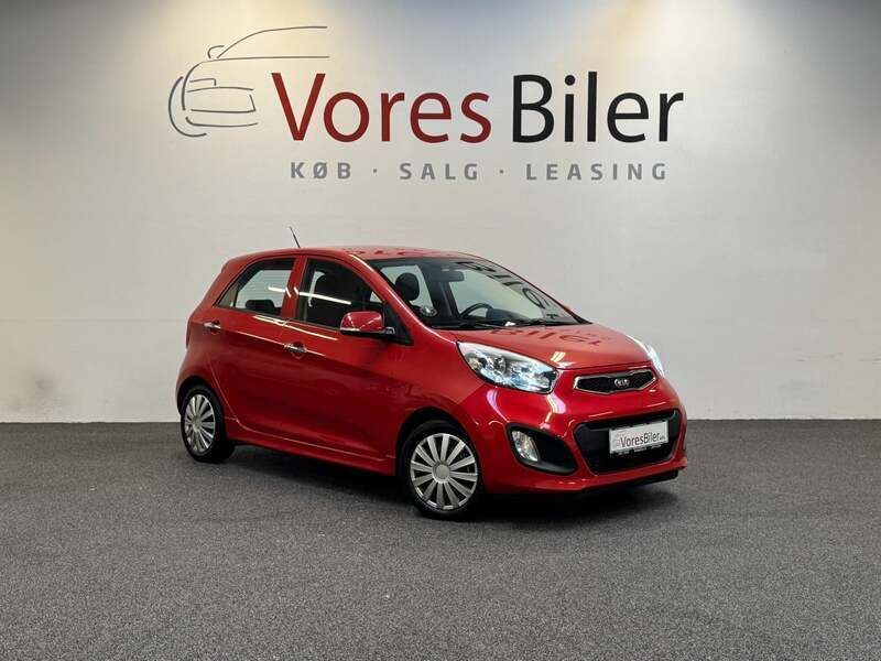 Rødmetal Brugt 2015 Kia Picanto Premium Hatchback | 44.500 kr. (Fair pris) - Billede 1/4