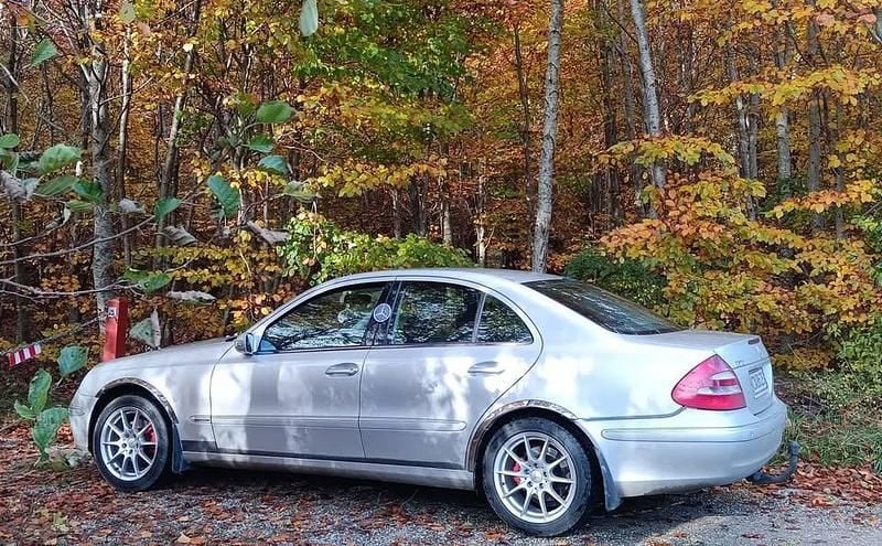 Brugt Mercedes E270 200 HK (147 kW) 2002