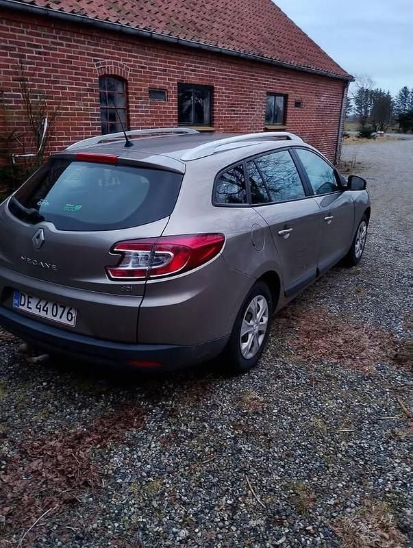 Brugt Renault Mégane GrandTour 90 HK (66 kW) 2011 Stationcar