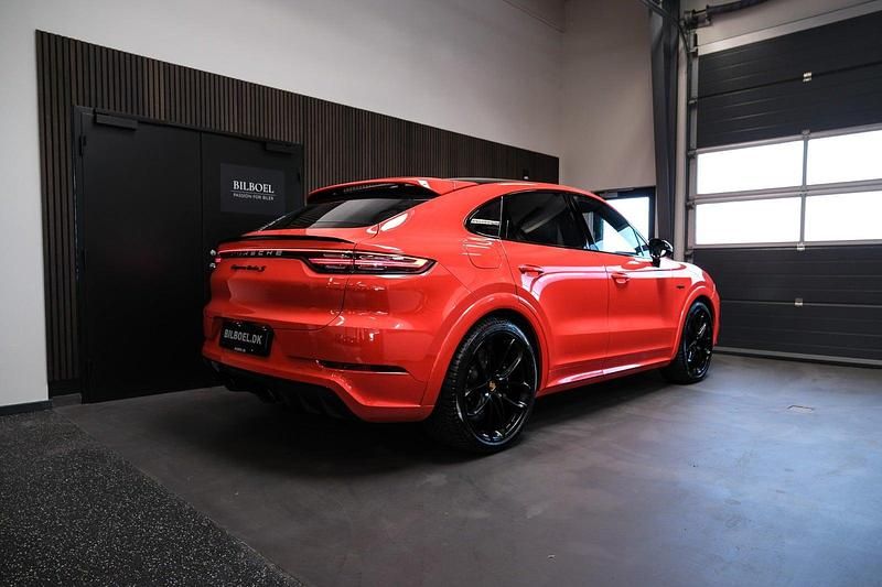 Brugt Porsche Cayenne Turbo S 680 HK (500 kW) 2021 Orangemetal SUV