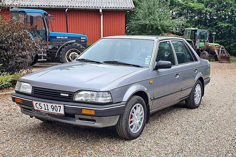Brugt 1987 Mazda 323 Sedan | 123.456 kr. - Billede 1/1