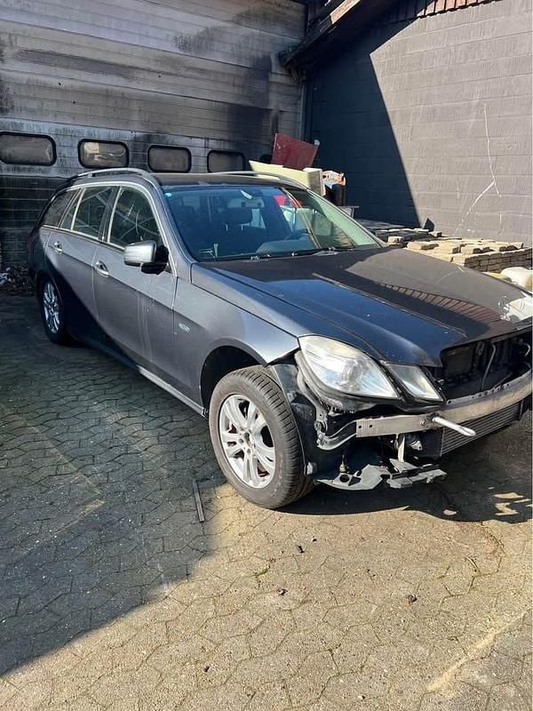 Brugt Mercedes E200 2010 Sedan