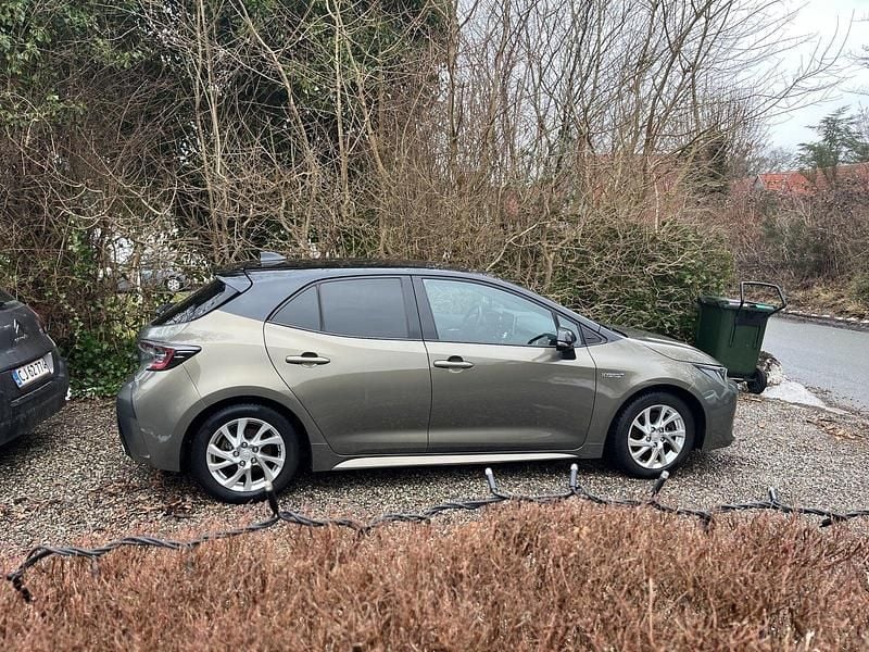 Brugt Toyota Corolla H3 Smart 180 HK (132 kW) 2019 Kobbermetal Hatchback