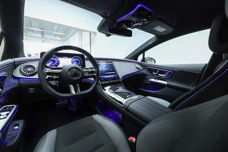 Ny Mercedes EQE350 AMG line 214 kW (292 HK) 2025 Sort Sedan