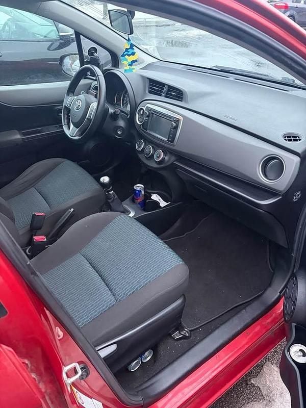 Brugt Toyota Yaris 99 HK (72 kW) 2011 Hatchback