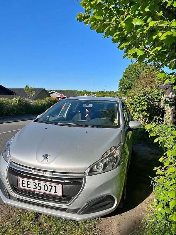 Grå Brugt 2017 Peugeot 208 Hatchback | 50.000 kr. (Fair pris) - Billede 1/4