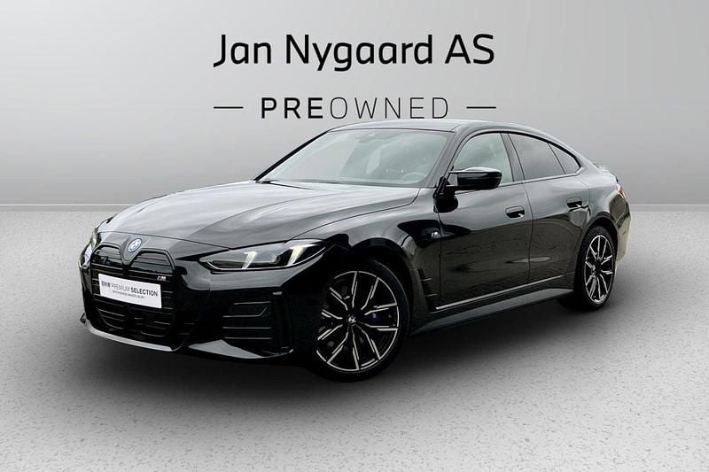 Sortmetal Brugt 2025 BMW i4 M Sport Sedan | 569.900 kr. (Dyr) - Billede 1/4