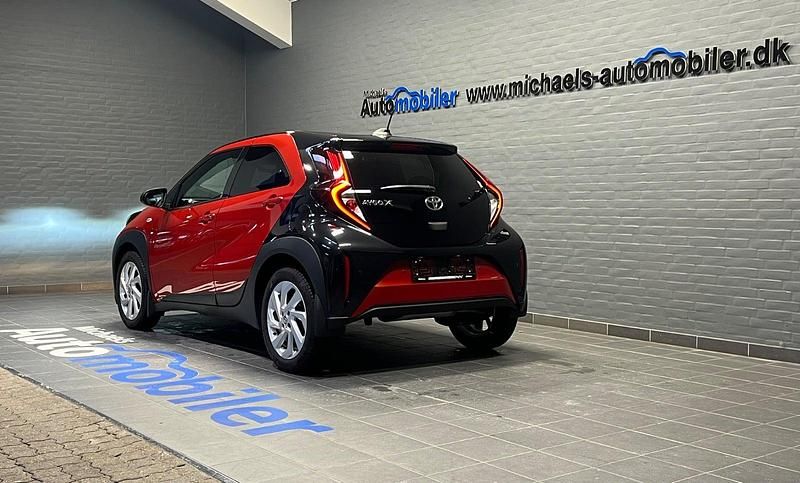 Brugt Toyota Aygo X Pulse 72 HK (52 kW) 2022 Rødmetal SUV