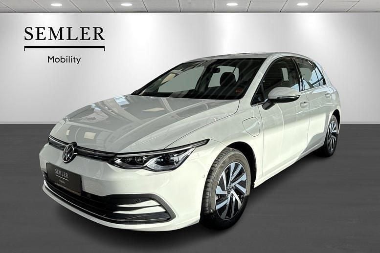 Hvid Brugt 2021 VW Golf VIII | 229.900 kr. (Fair pris) - Billede 1/4