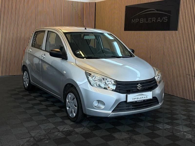 Sølvmetal Brugt 2016 Suzuki Celerio Comfort Hatchback | 46.900 kr. (God pris) - Billede 1/4