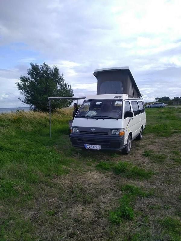 Brugt Toyota HiAce 77 HK (56 kW) 1994 Van