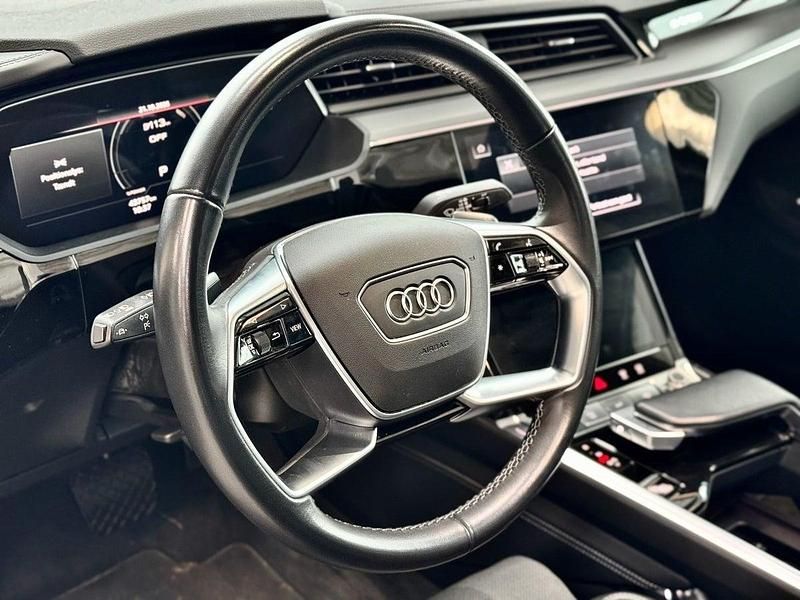 Brugt Audi Q8 e-tron S-Line 11 kW (15 HK) 2024 Koksmetal SUV