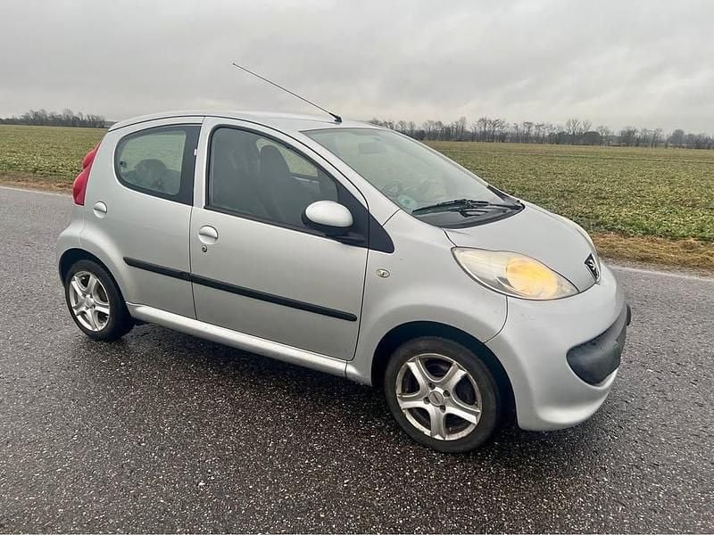 Brugt Peugeot 107 68 HK (50 kW) 2007 Hatchback