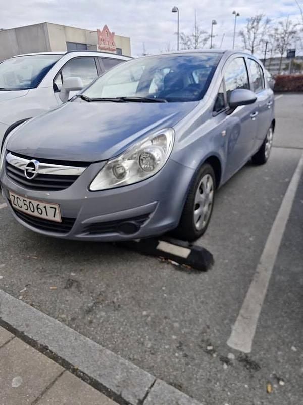 Brugt Opel Corsa 90 HK (66 kW) 2008 Hatchback