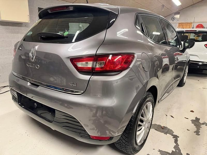 Brugt Renault Clio IV Expression 90 HK (66 kW) 2013 Hatchback