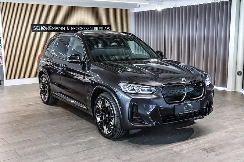 Gråmetal Brugt 2023 BMW iX3 M Sport SUV | 449.900 kr. (Fair pris) - Billede 1/4