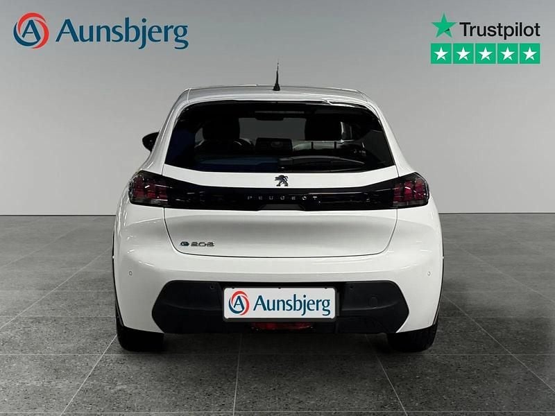 Brugt Peugeot e-208 Active 100 kW (136 HK) 2021 Hvid Hatchback